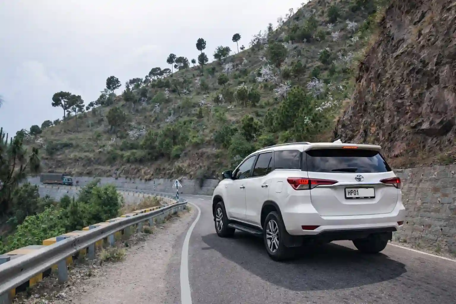 Self drive car Manali to Dharamshala road trip